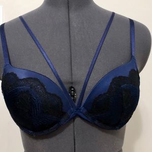Victoria’s Secret Very Sexy push-up plunge bra